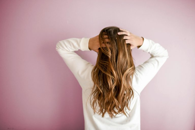 Cara Alami Menjaga Kesehatan Rambut