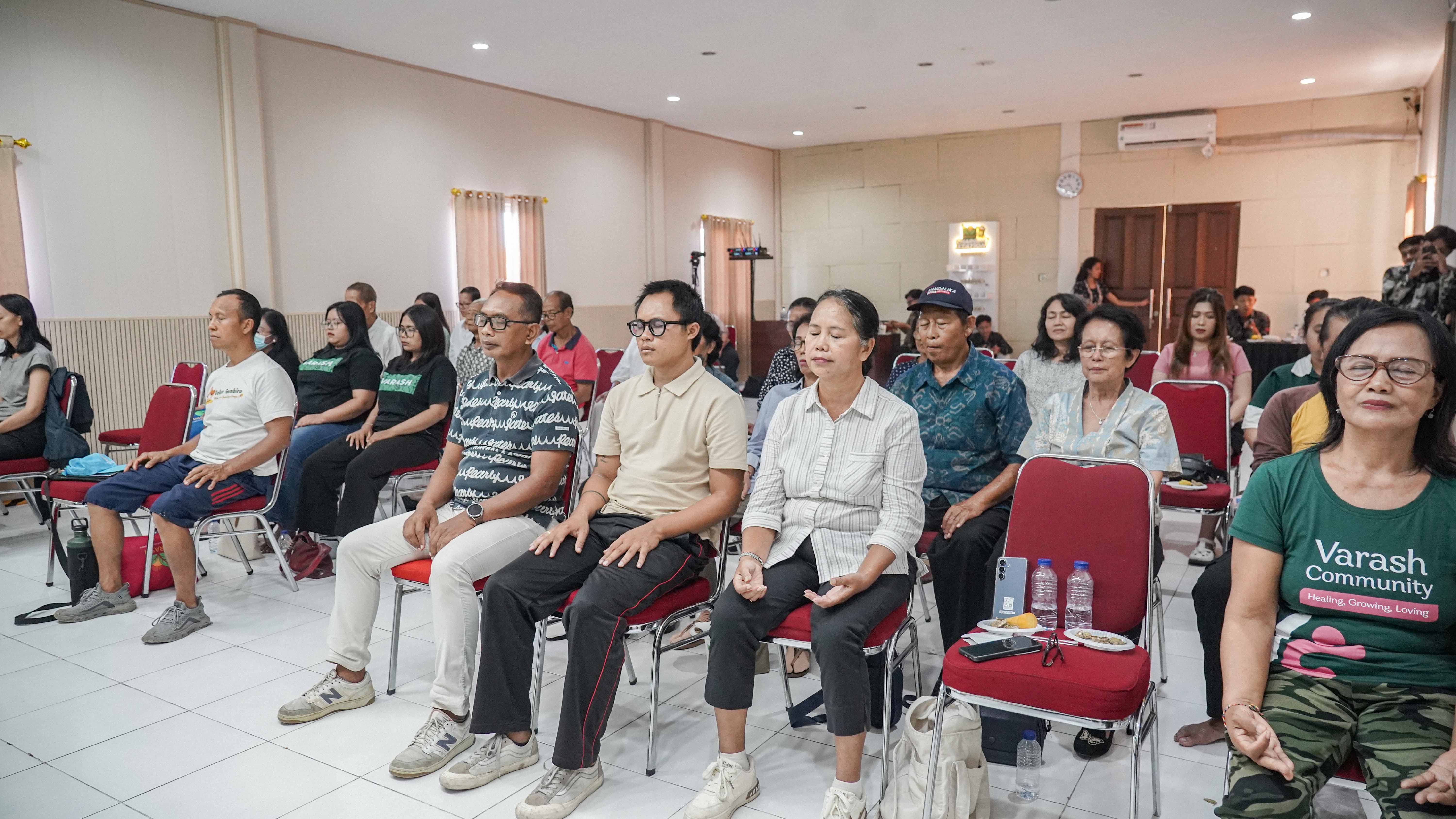 Seminar Sehat Tanpa Minum Obat: Mengatasi Inflamasi Secara Alami  Bersama Minyak Varash